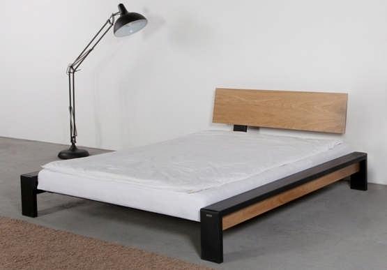 Bed side art326