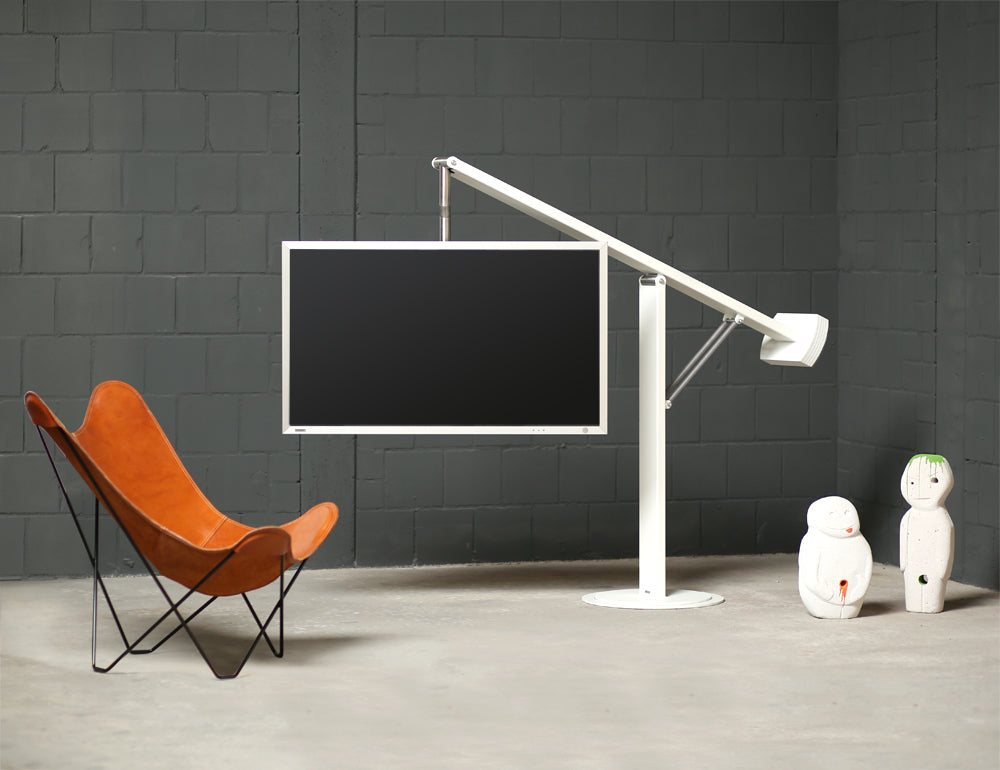 TV-stand balance art131