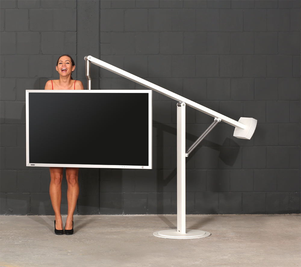 TV-stand balance art131