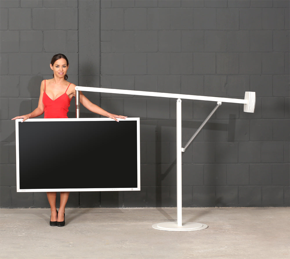 TV-stand balance art131