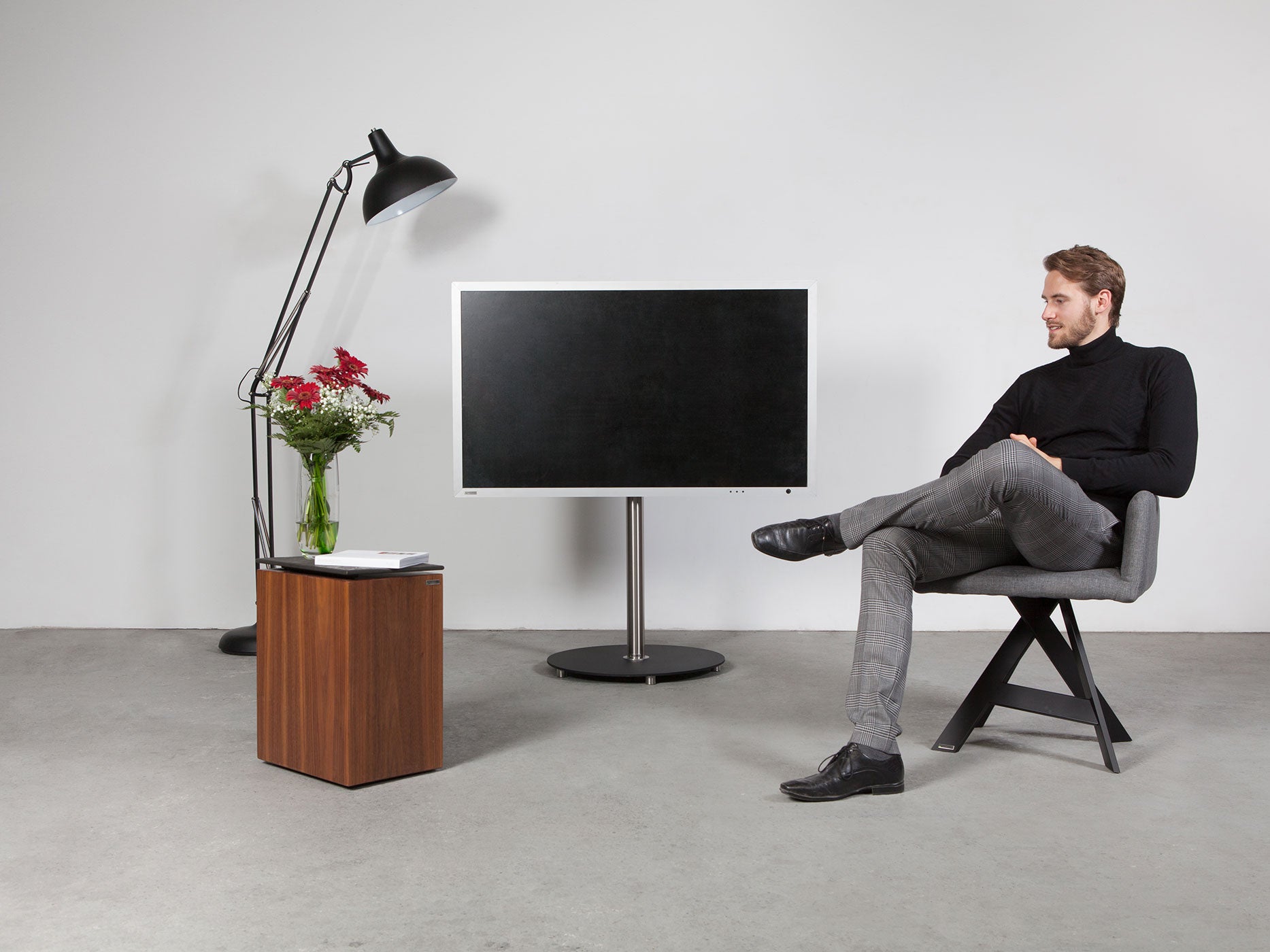 TV-stand aro art139